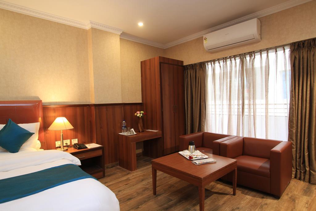 Hotel Noor Empire International Kormangala Bangalore Exterior photo
